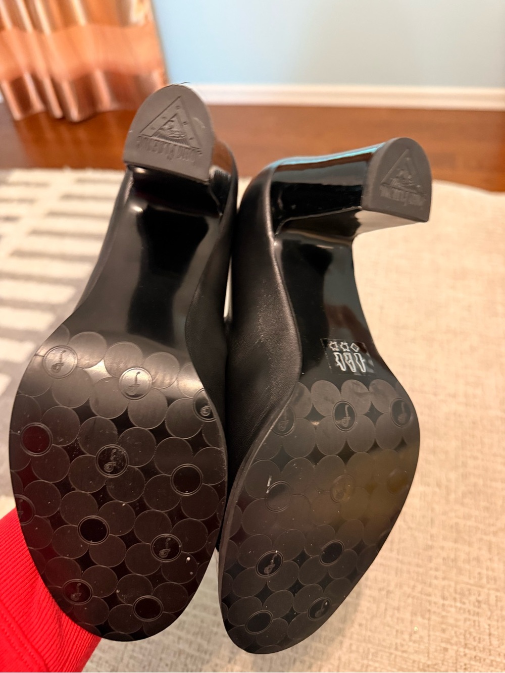 John Fluevog Black Leather Slip-On Heels with Glossy Cap Toe - Picture 5 of 6